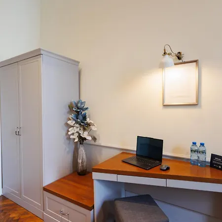 アパートホテル Malila Premium Sebastiana 20 Old Town