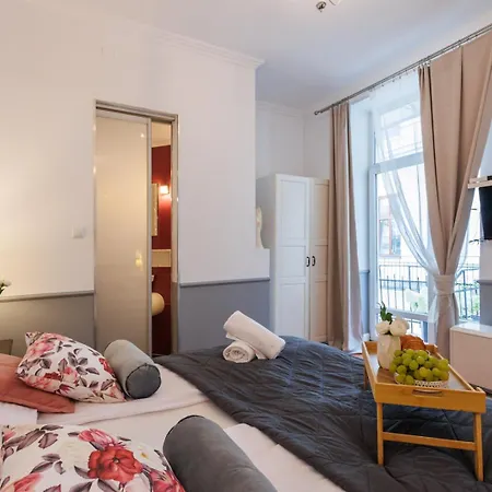 Malila Premium Sebastiana 20 Old Town 3*