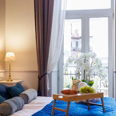 Malila Premium Sebastiana 20 Old Town アパートホテル 3*