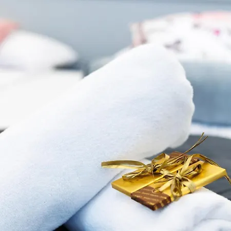 アパートホテル Malila Premium Sebastiana 20 Old Town